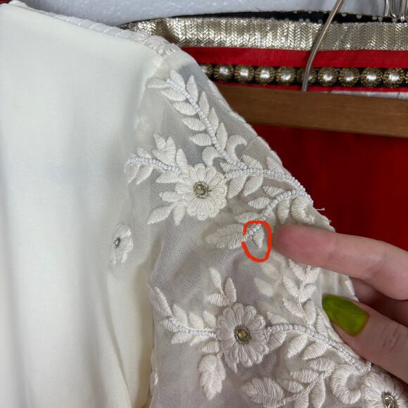 Approx S/M Cream White Red Kurta Set Top Pants & Dupatta Embellished Embroidered - Picture 5 of 16